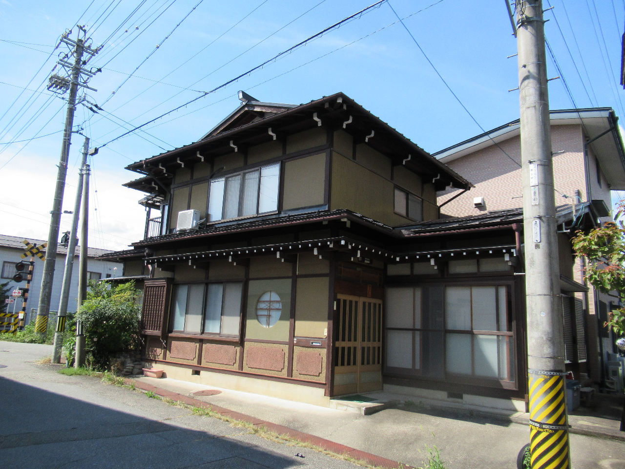 高山市花岡町3