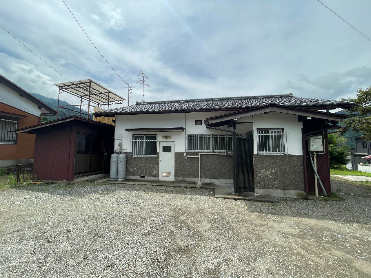 下呂市萩原町桜洞1760