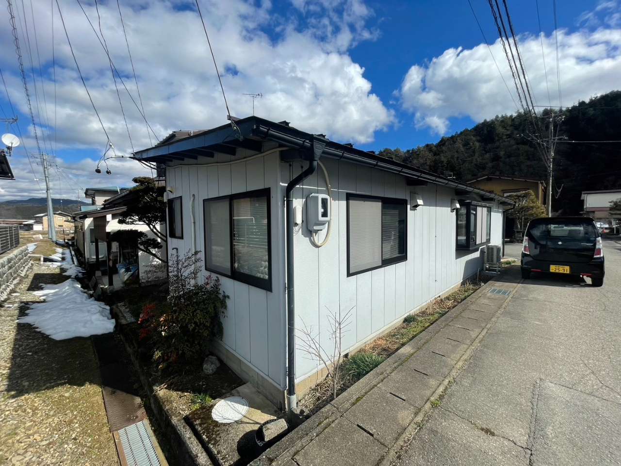 高山市赤保木町1215番地11