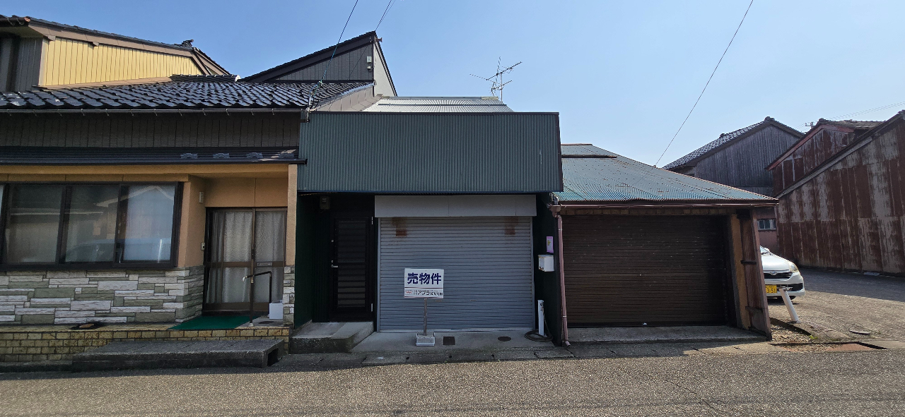 富山市四方港町49